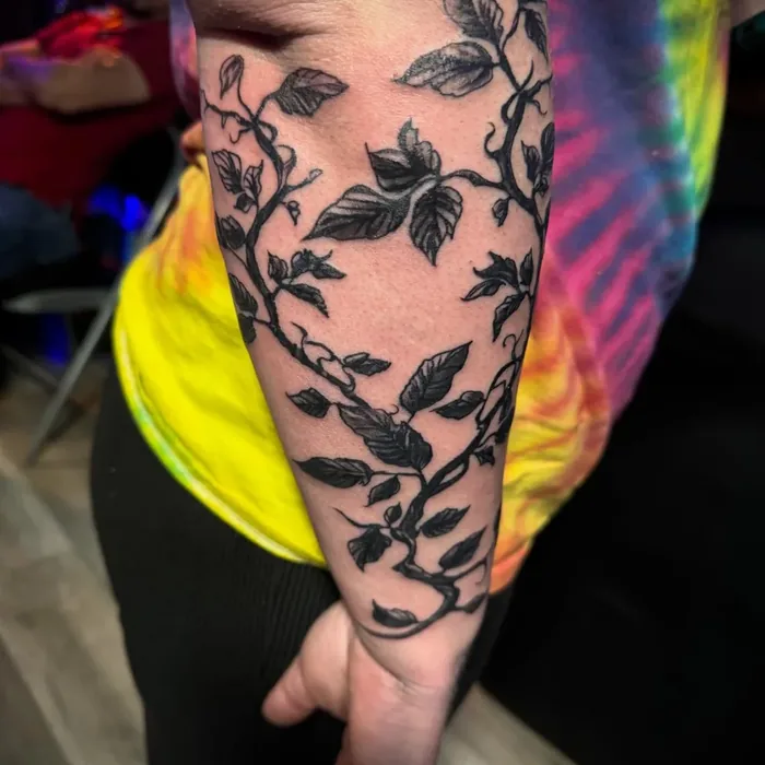Black Botanical Vine Wrap