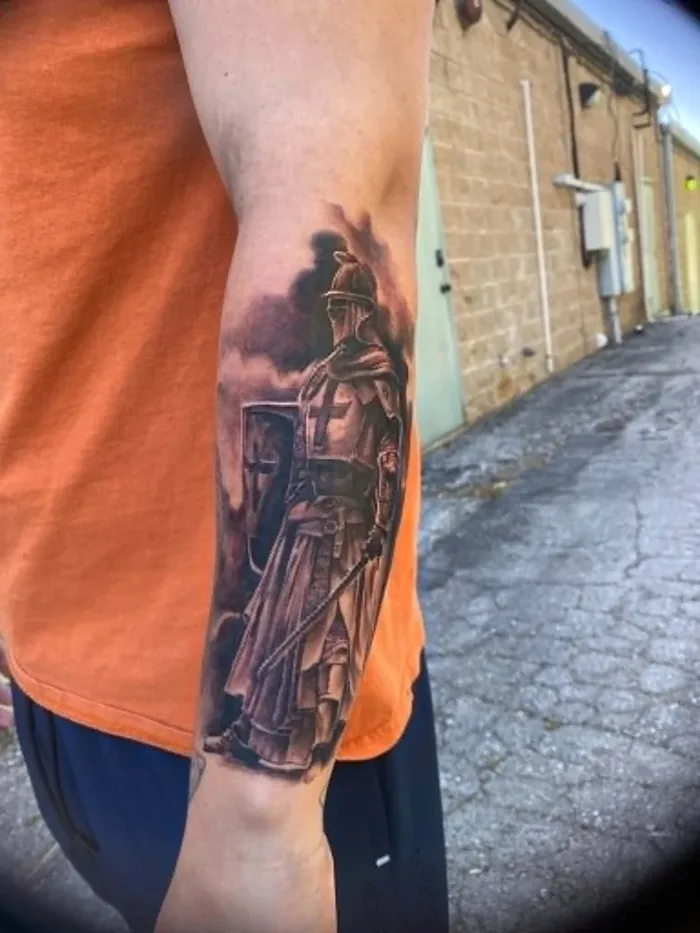Fine Line Tattoo